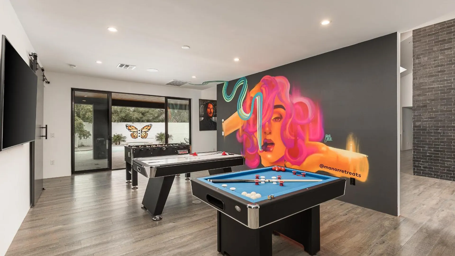 בית נופש פיניקס Luxury Micro-Resort, Theater, Sauna, Heated Pool