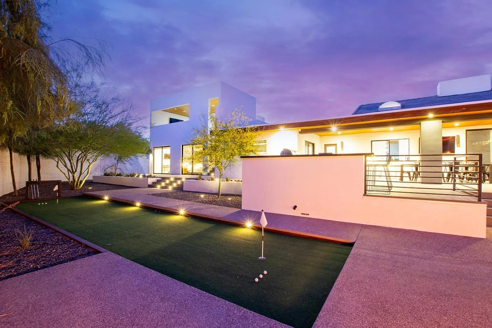 בית נופש פיניקס Luxury Micro-Resort, Theater, Sauna, Heated Pool