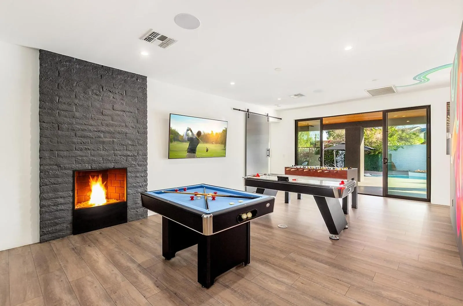 פיניקס Luxury Micro-Resort, Theater, Sauna, Heated Pool בית נופש