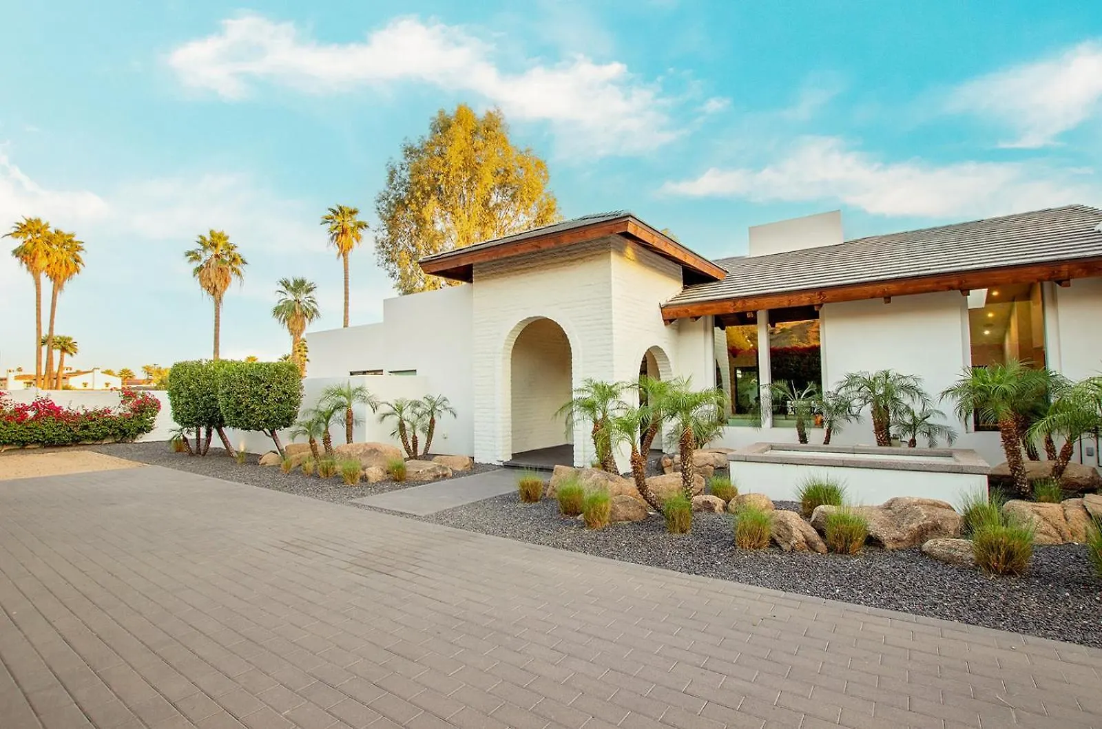 בית נופש פיניקס Luxury Micro-Resort, Theater, Sauna, Heated Pool
